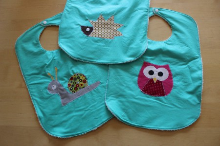 Grands bavoirs (taille L) doublés éponge